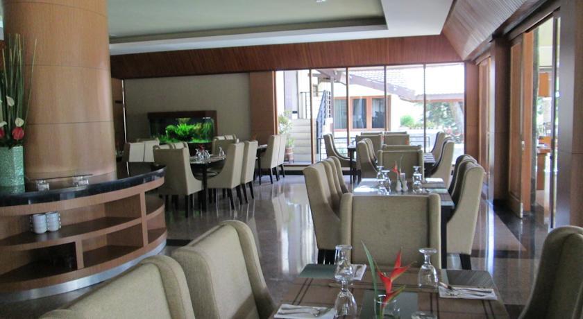 Puteri Gunung Hotel Lembang Exteriér fotografie