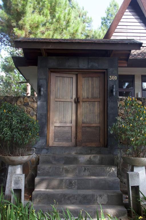 Puteri Gunung Hotel Lembang Exteriér fotografie