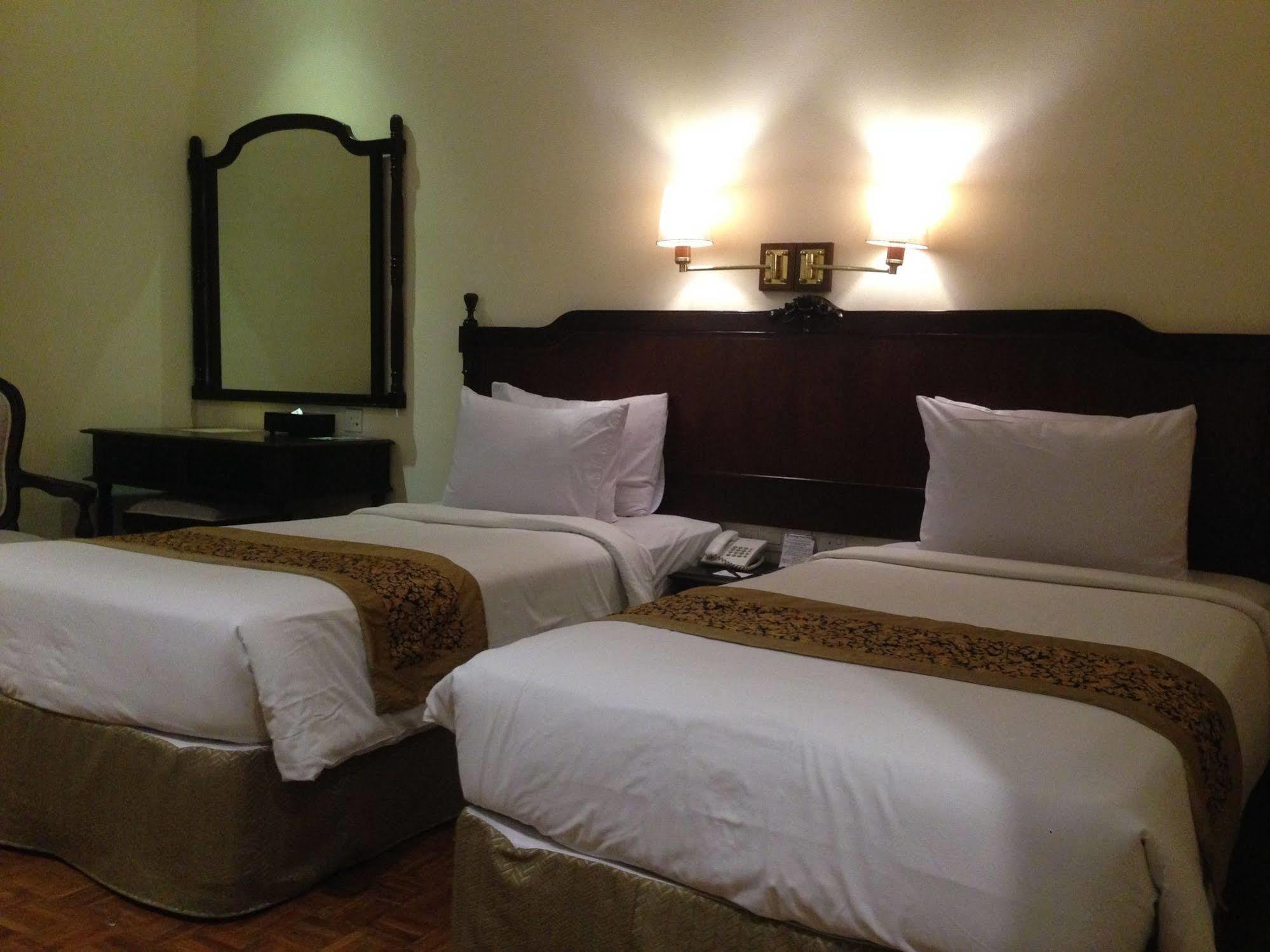 Puteri Gunung Hotel Lembang Exteriér fotografie