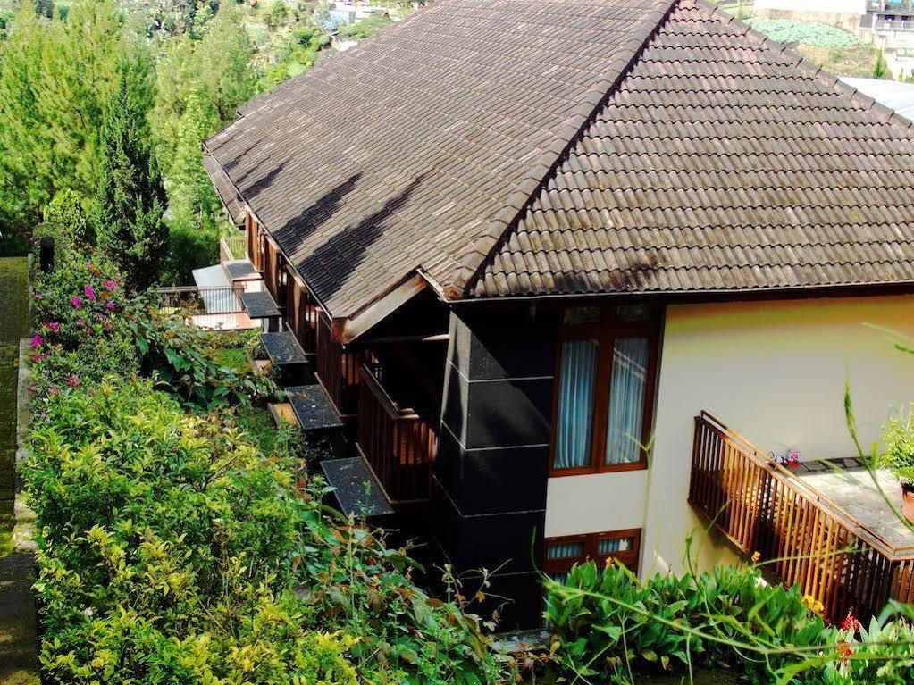 Puteri Gunung Hotel Lembang Exteriér fotografie